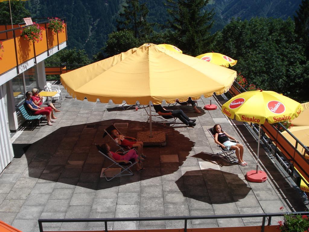 Adrenalin Backpackers Hostel Braunwald Exterior foto