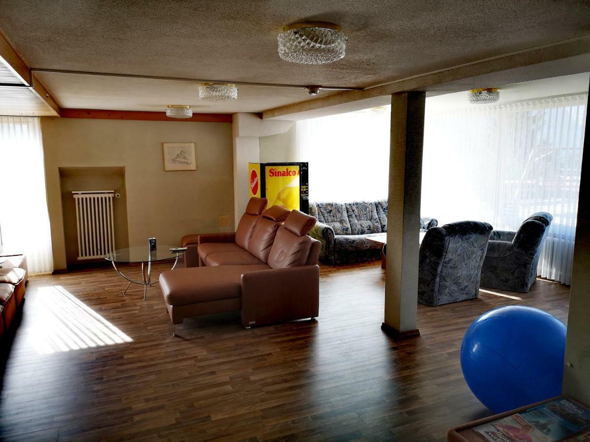 Adrenalin Backpackers Hostel Braunwald Exterior foto